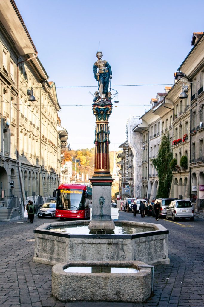 Gerechtigkeitsbrunnen - Fontana della Giustizia