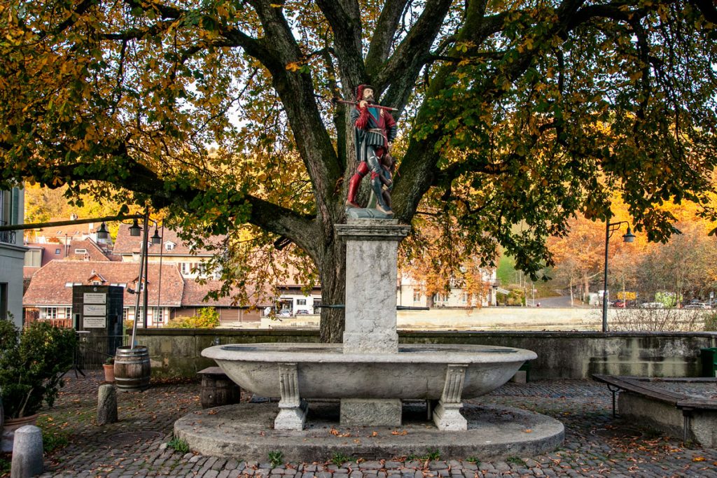 Lauferbrunnen - Fontana del messaggero