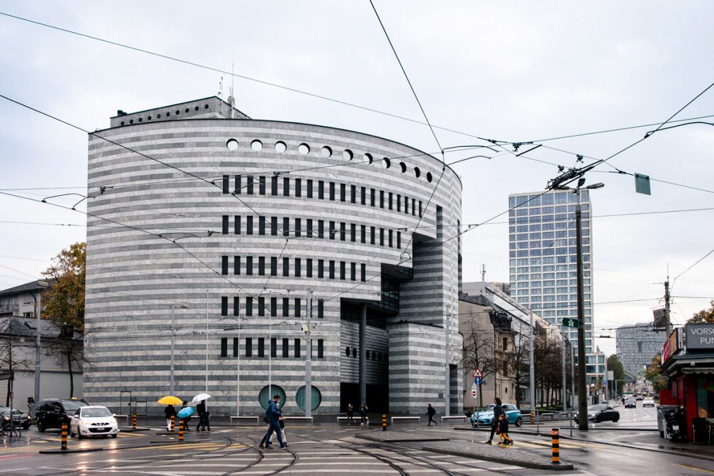 Palazzo di Mario Botta - Banca dei Regolamenti Internazionali a Basilea