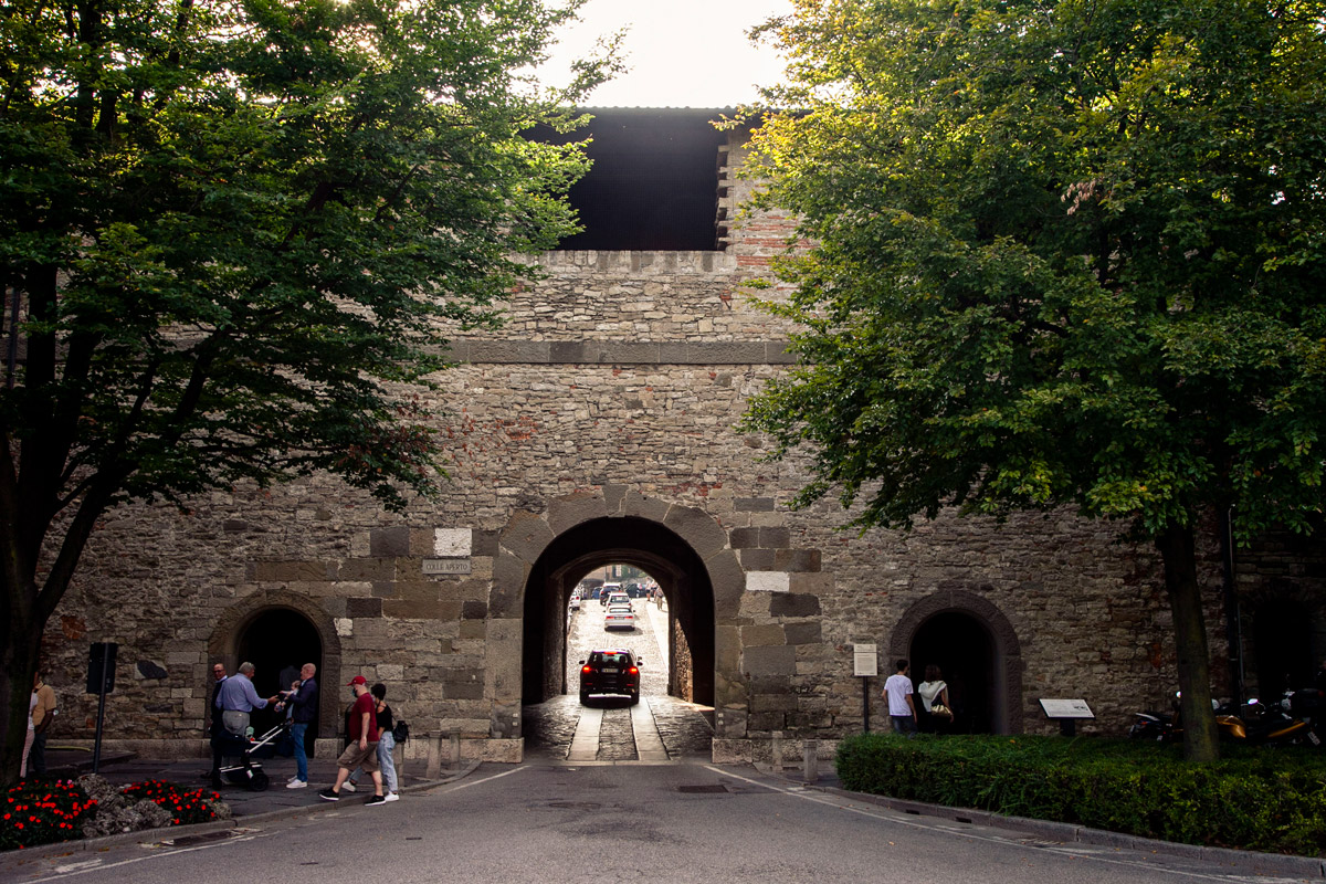 Porta di Sant'Alessandro - Vista interna