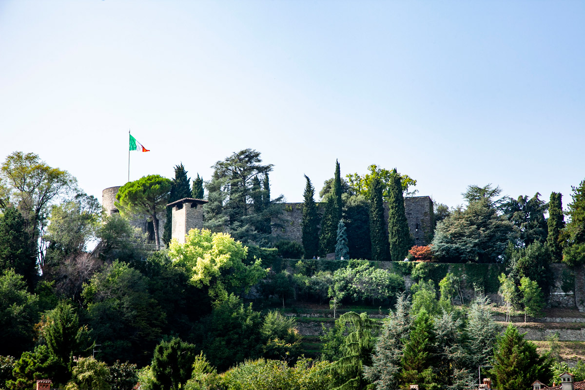 Rocca di Bergamo vista dal parco della Fara