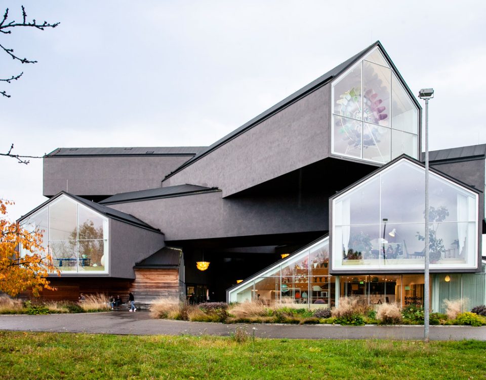 La VitraHaus di Herzog e de Meuron - Vitra Design Museum