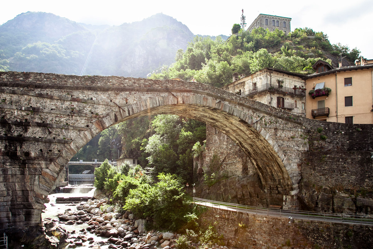 Antico ponte romano in Valle d'Aosta