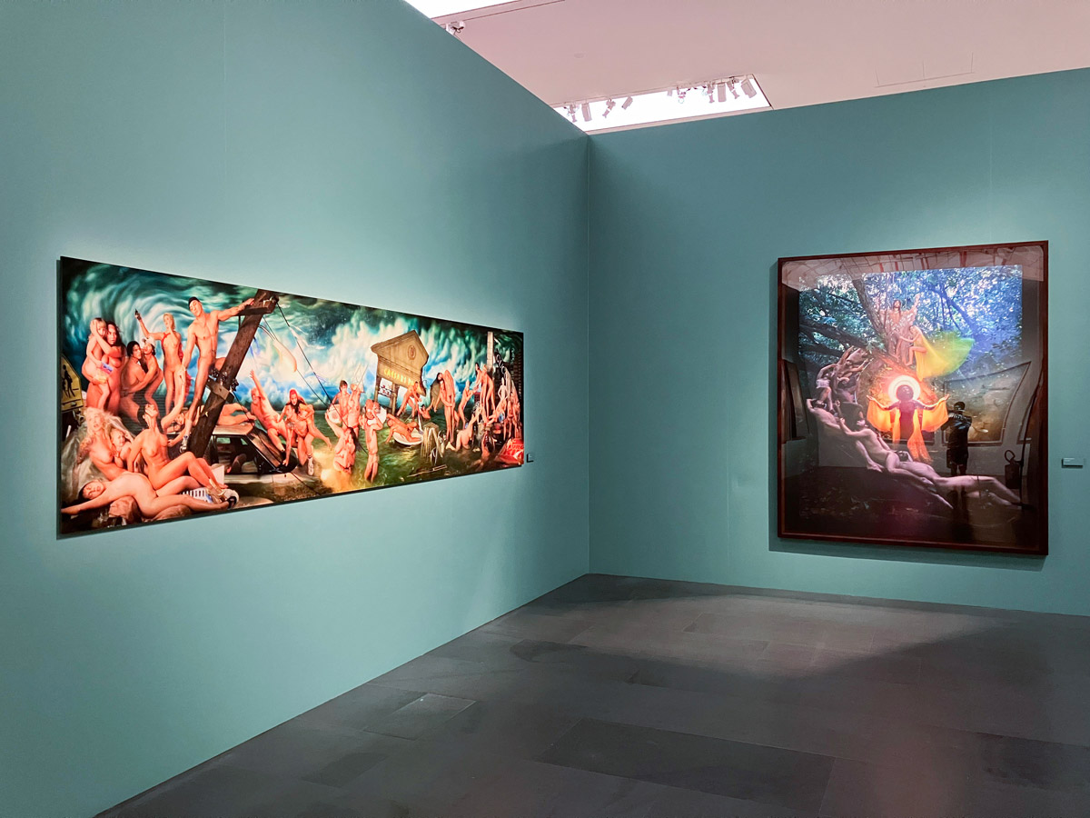 I colori saturi e le immagini legate alla fede di David LaChapelle