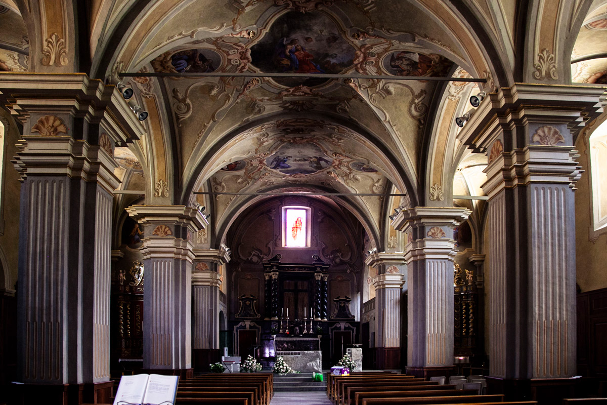 Interni della chiesa di San Pantaleone