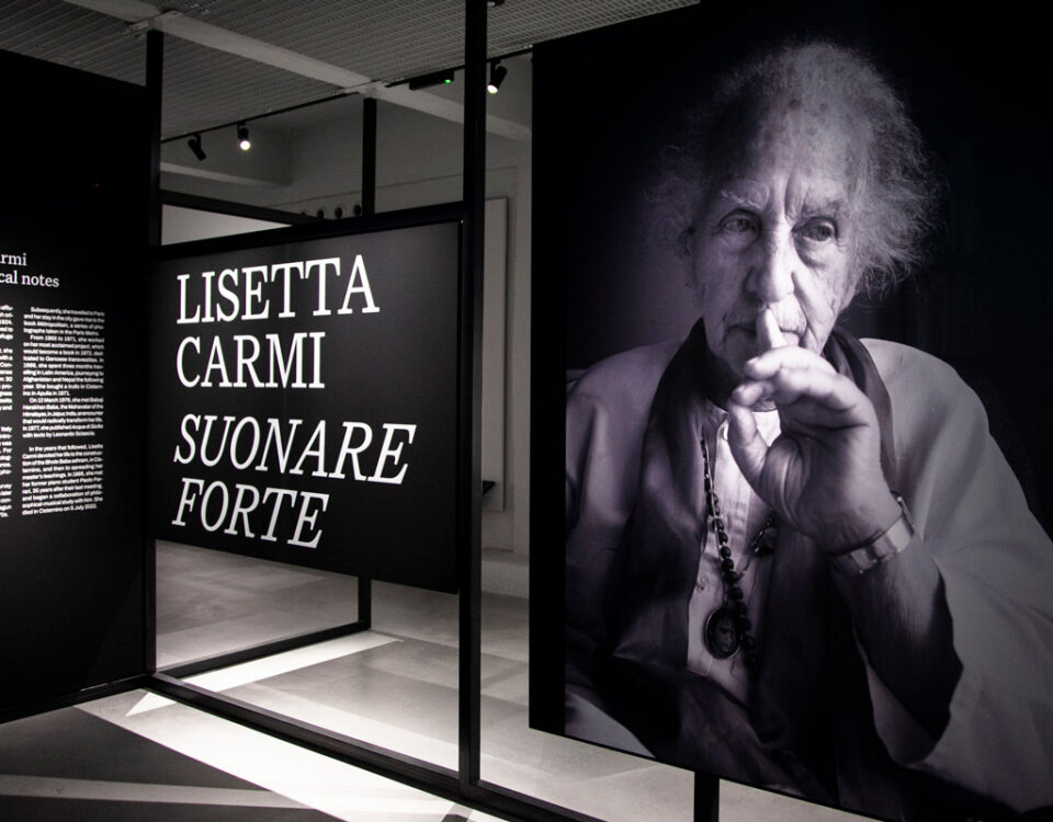 Lisetta Carmi. Suonare Forte - Ingresso mostra a Gallerie d'Italia - Torino