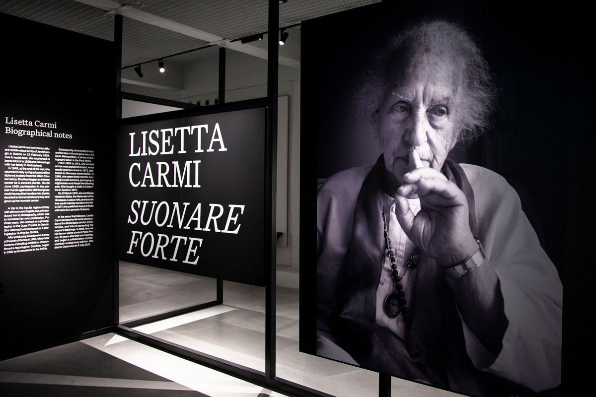 Lisetta Carmi. Suonare Forte - Ingresso mostra a Gallerie d'Italia - Torino
