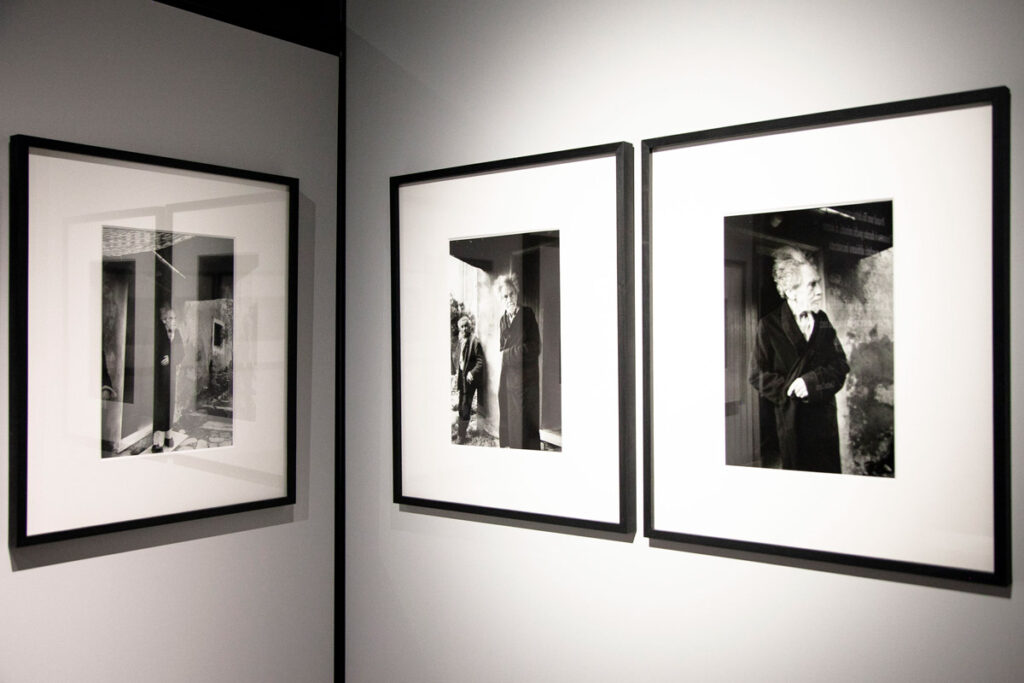 Ritratti di Ezra Pound in bianco e nero realizzati da Lisetta Carmi
