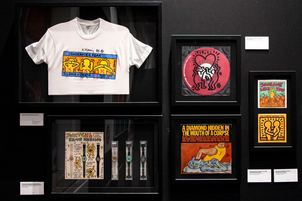 Collaborazioni con aziende per produzioni di orologi magliette e altri gadget - Keith Haring