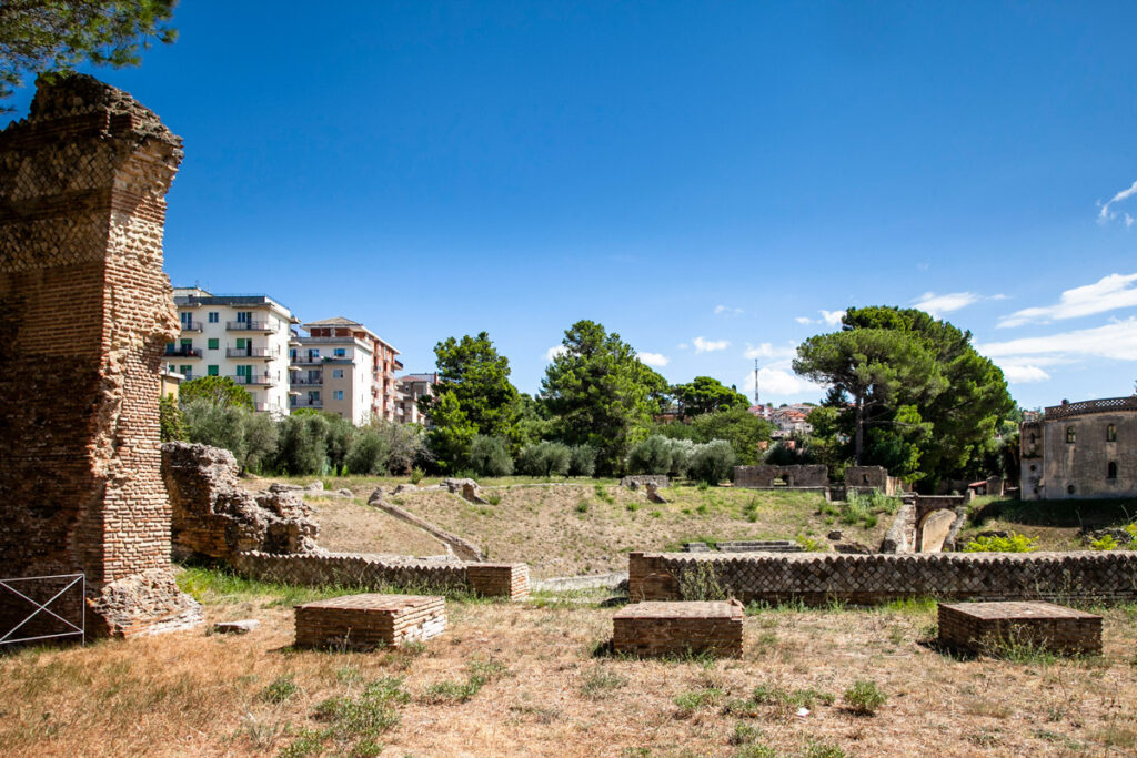 Cosa vedere a Larino - Partenza itinerario dall'anfiteatro romano