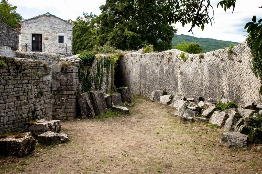 Le mura esterne di Altilia Sepino