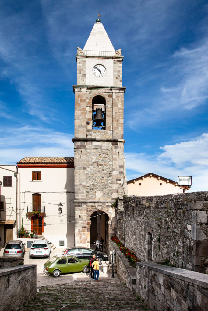 Torre dell'orologio di Civitacampomarano - Ex campanile della chiesa di Santa Maria Maggiore