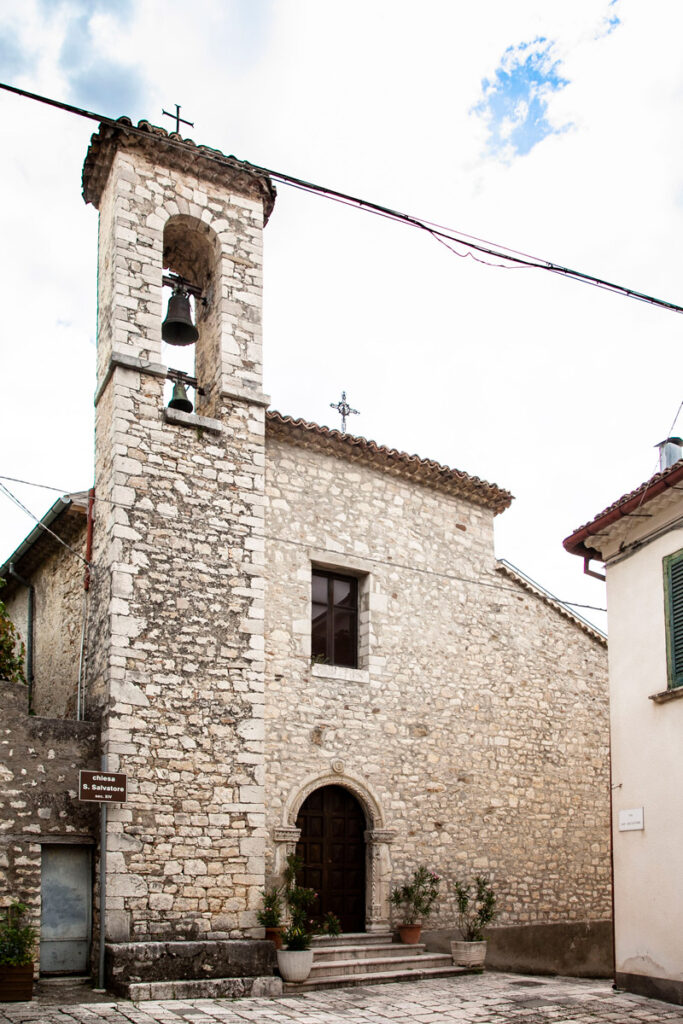 Facciata e campanile della chiesa di San Salvatore - Castropignano