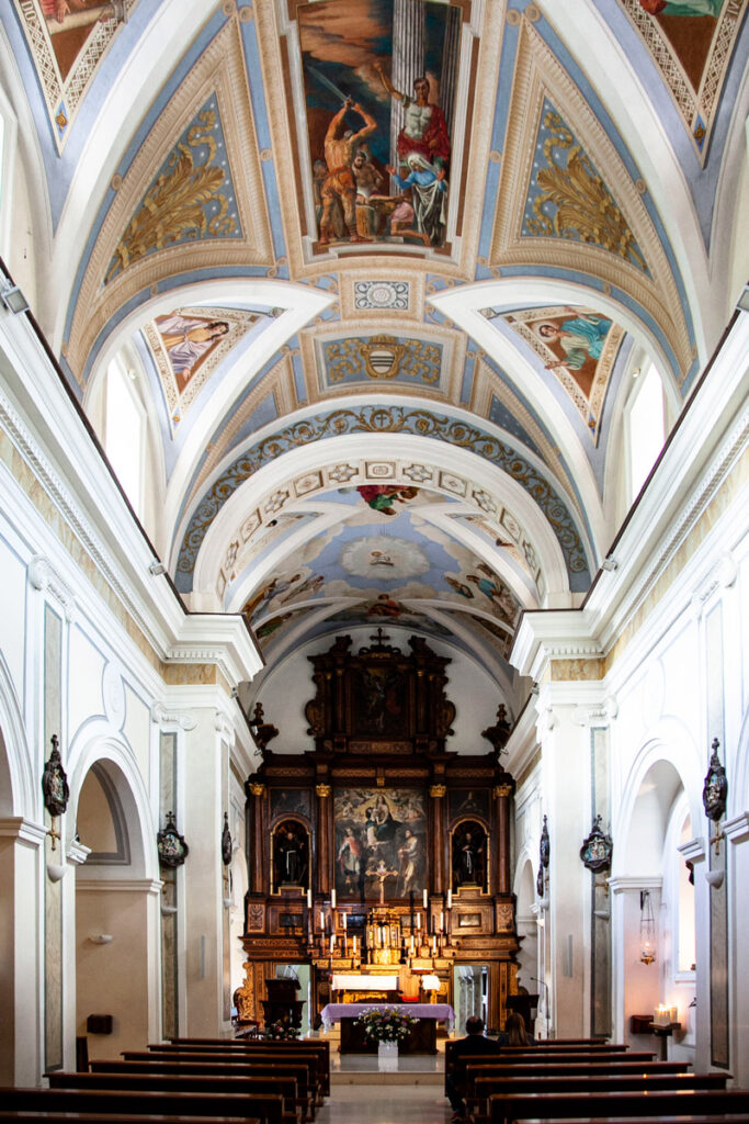 Interni della chiesa del convento di San Nicandro