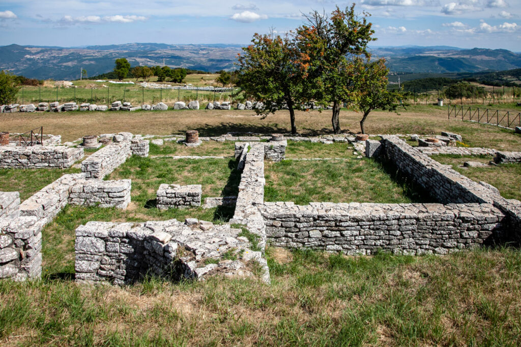 Resti archeoligici Sannitici e Romani al Santuario Italico