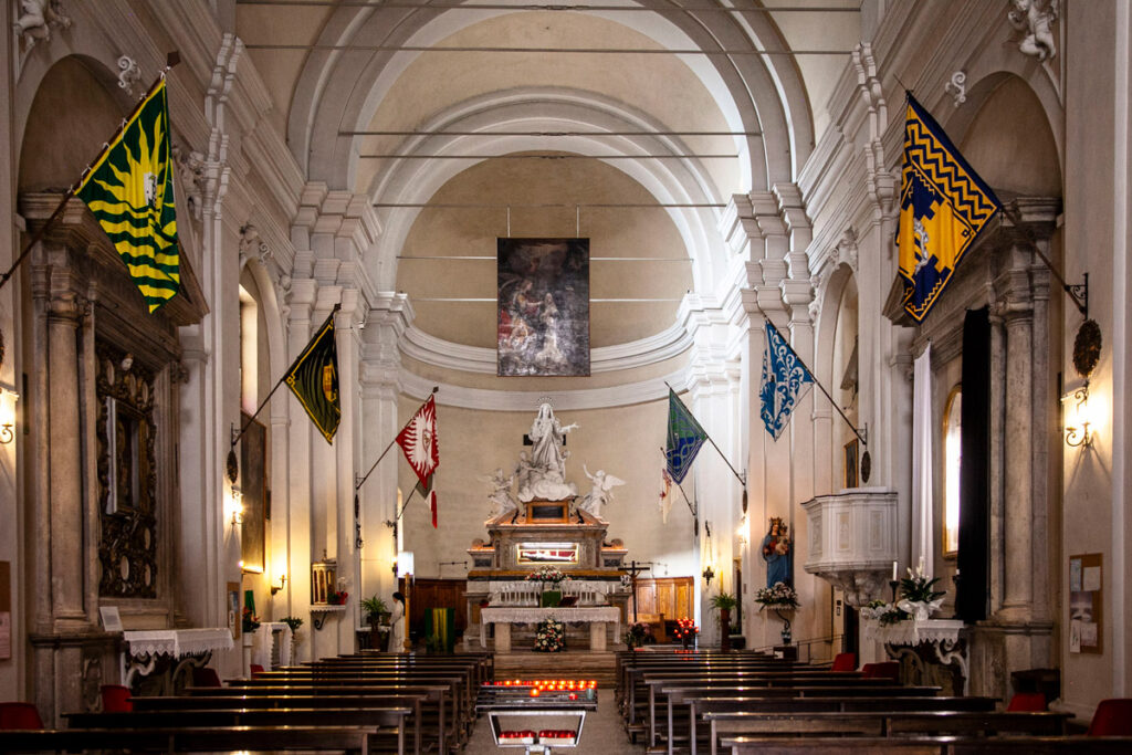 Interni della chiesa di Sant'Agnese