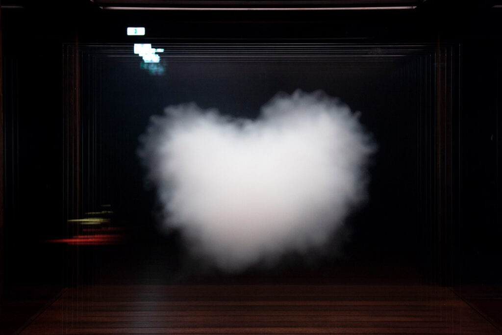 Tlon - Nuvola di Leandro Erlich