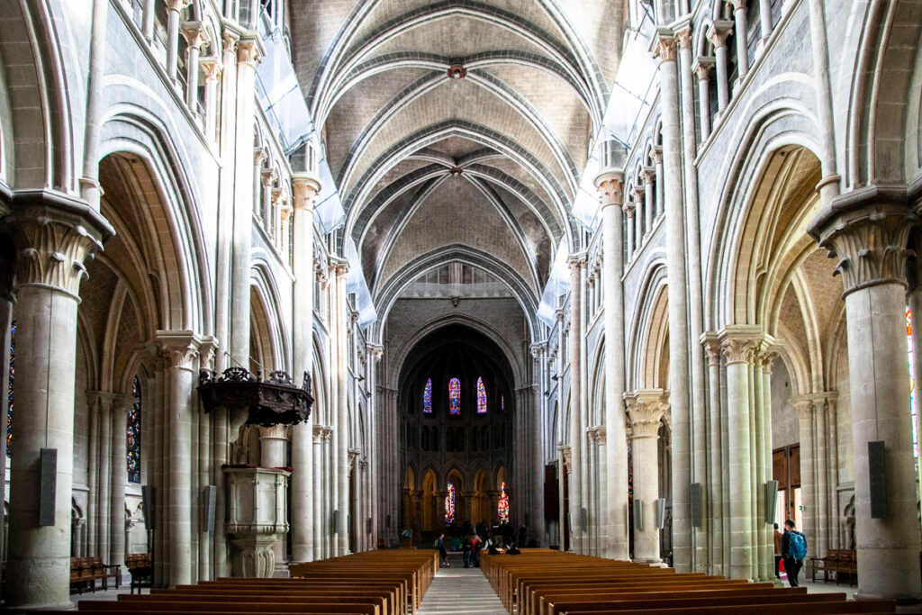 Interni della cattedrale di Notre-Dame