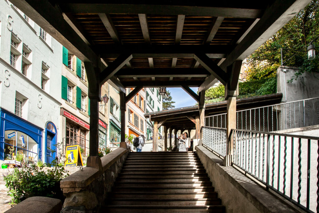 Salita dentro all'Escaliers du Marchè di Losanna