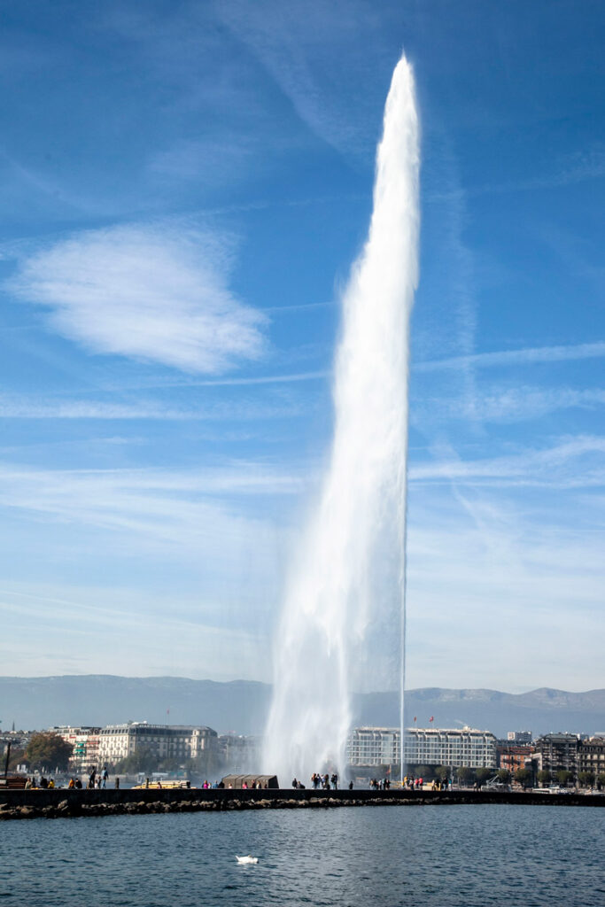 Jet d'Eau - La fontana di Ginevra con getto di 140 metri