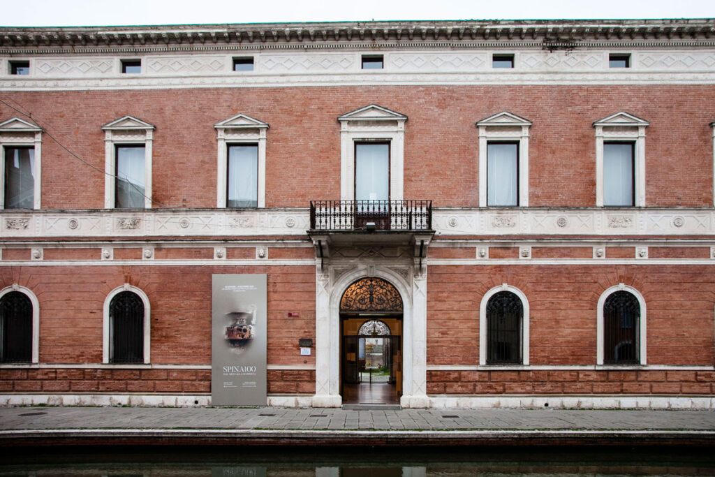 Facciata di Palazzo Bellini - Comacchio