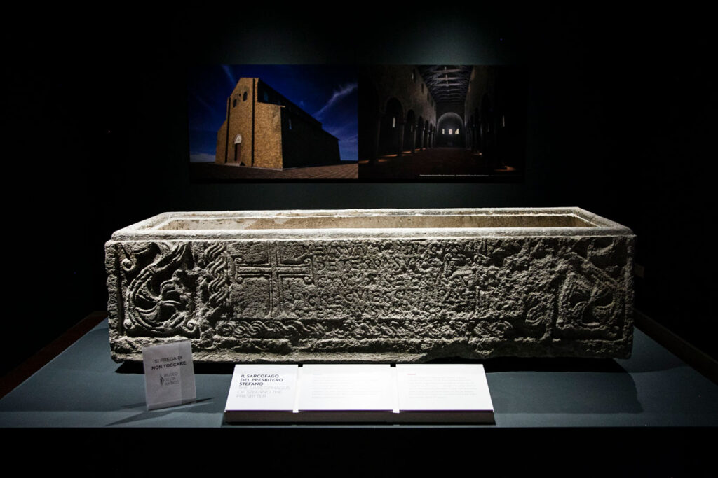 Sarcofago ospitato nel museo Delta Antico