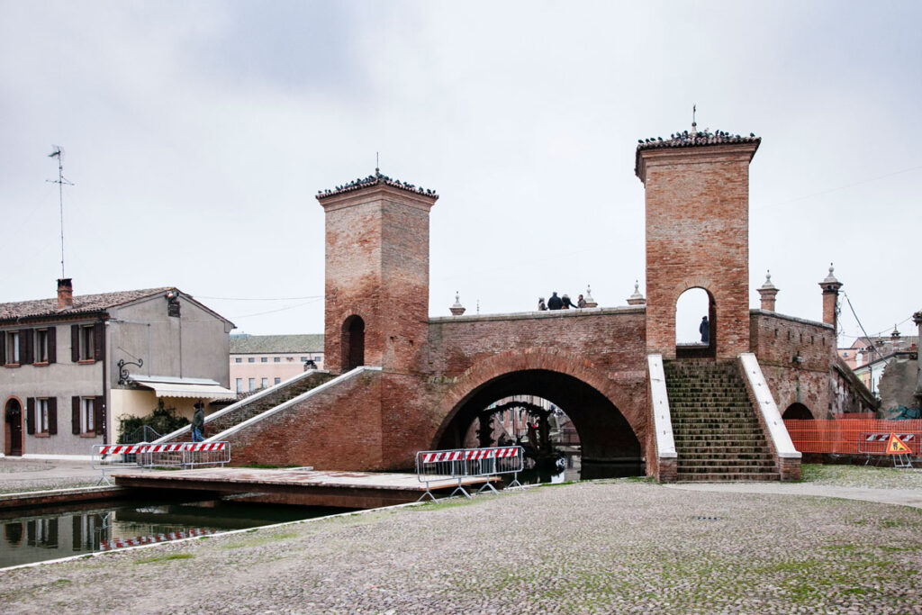 Torri e ponti del Trepponti di Comacchio