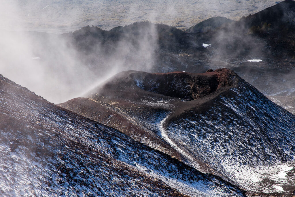 Crateri Silvestri - Escursione senza guida sull'Etna
