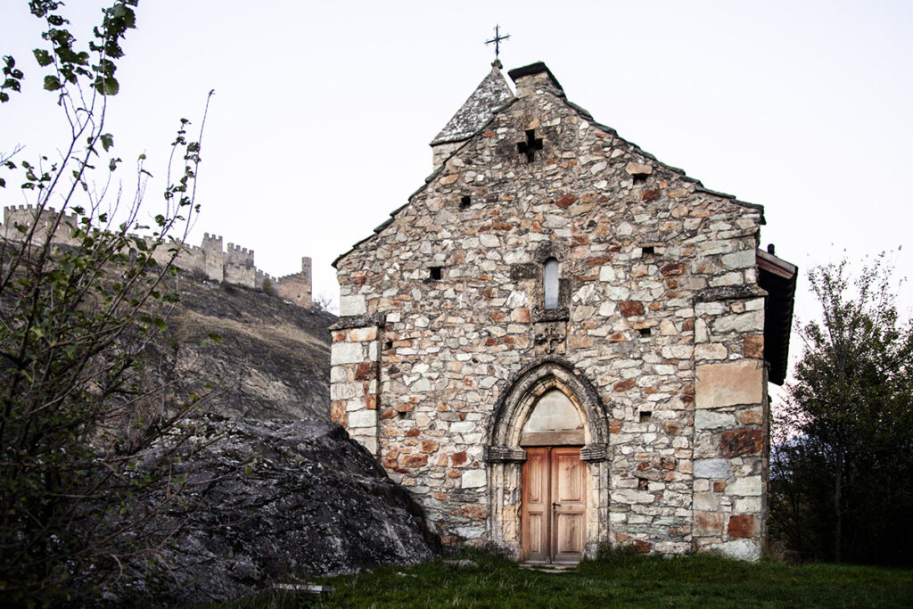 Facciata della chapelle de Tous-les-Saints